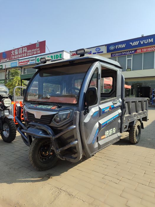 Электронный Муравей с Кабиной