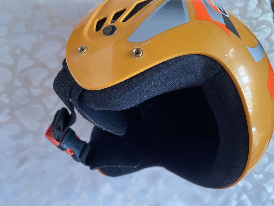 Каска и очила за зимни и летни спортове, тротинетка! Детски.