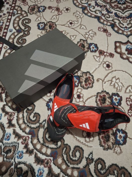 Бутсы Adidas Predator