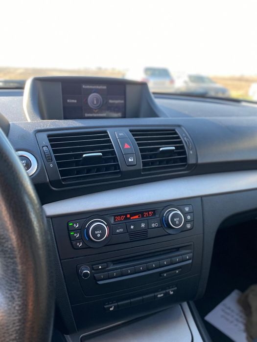 Vând BMW seria 1 an 2010