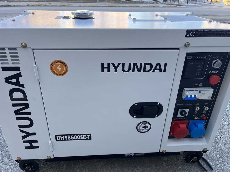 Generator Curent Trifazat Diesel Hyundai DHY-8600SE-T 7,9 kVA 230/400V