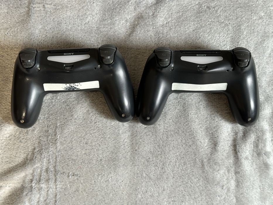 Ps 4 slim с два контролера