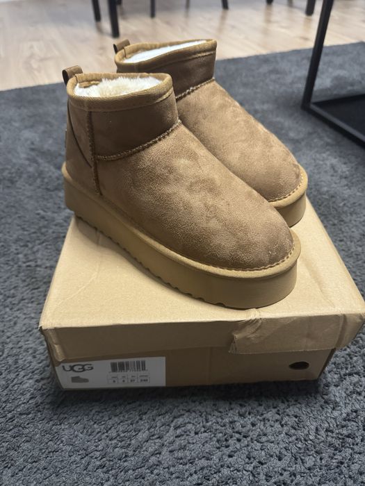 UGG Clasic ULTRA mini Platform