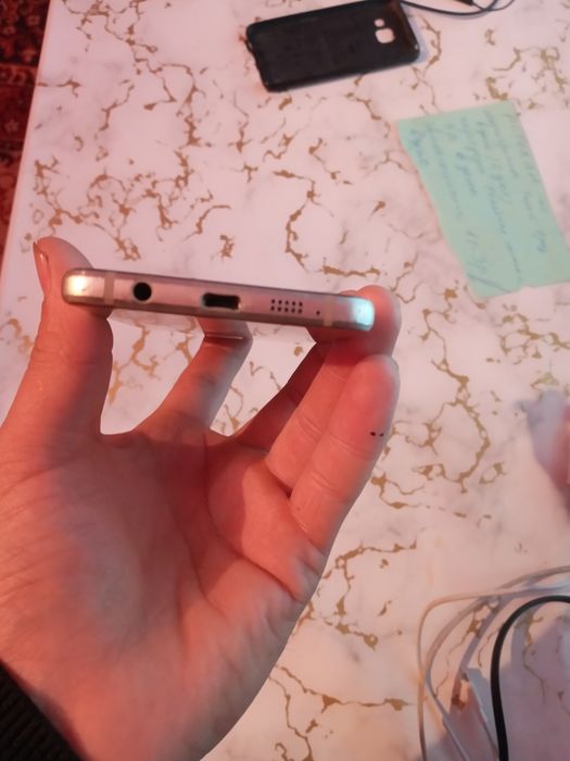 Продам сотовый телефон Samsung A3