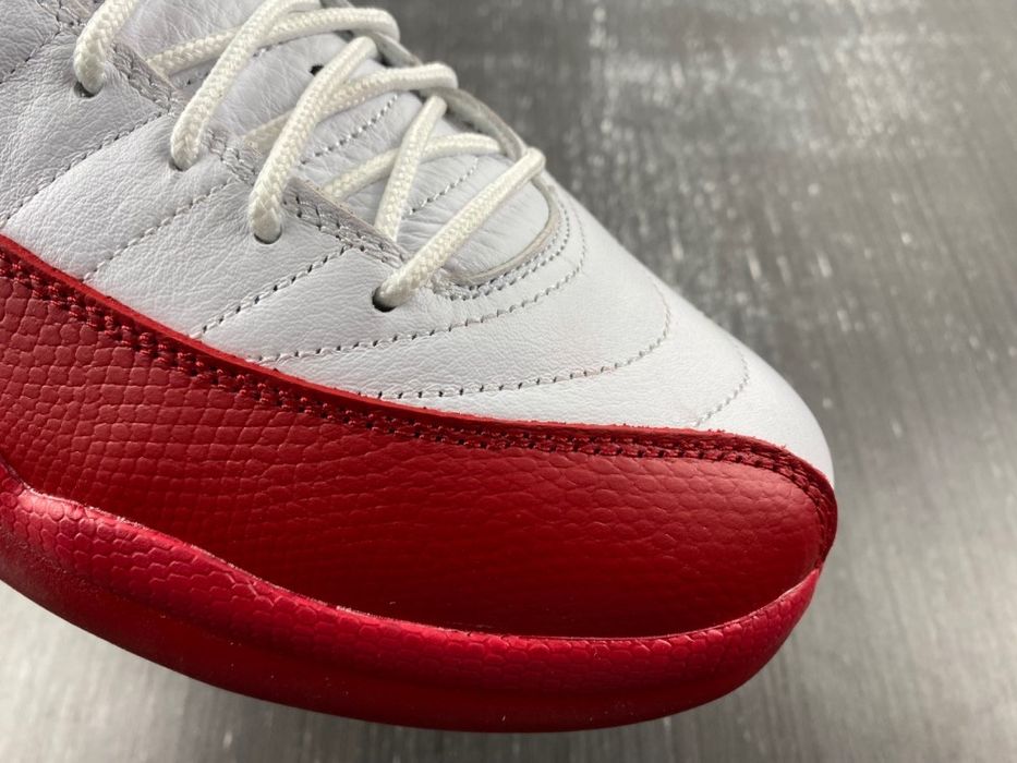 Air Jordan 12 Retro Cherry