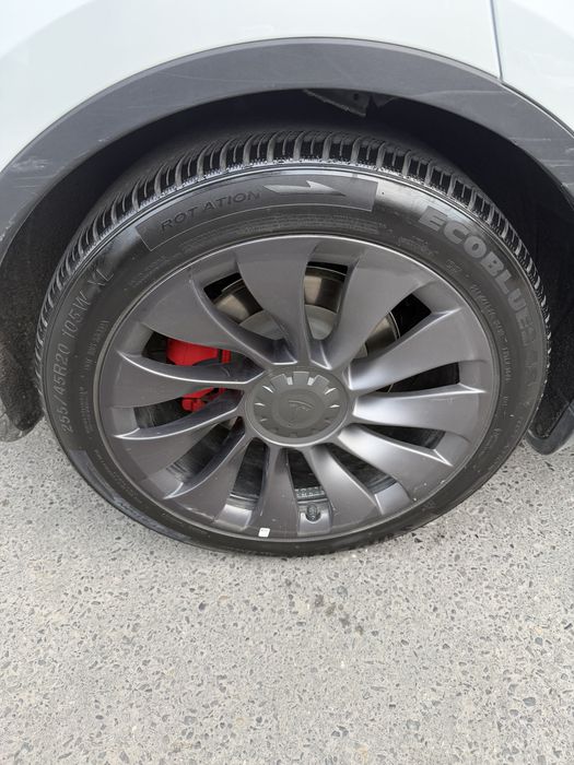 Tesla Model Y 2020 — 4