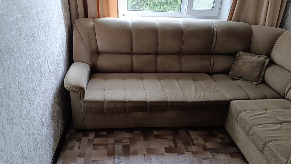 Продам раскладной диван 20000 тг