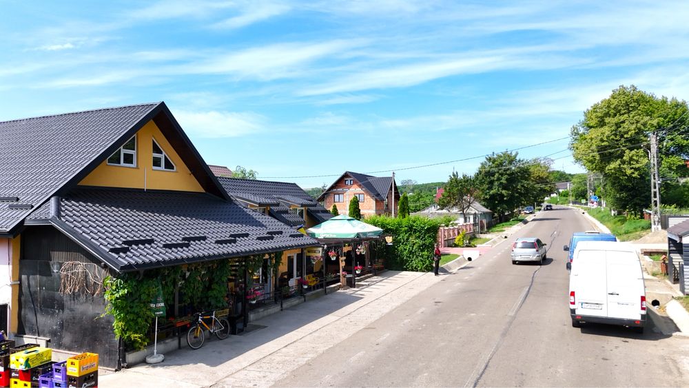 Camere de inchiriat intr-un spatiu comercial!