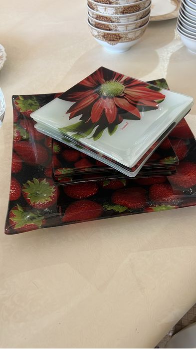 Набор посуды, сервиз, термосчайник