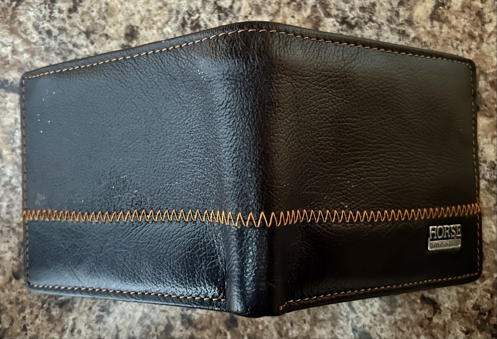 Портфейл естествена кожа