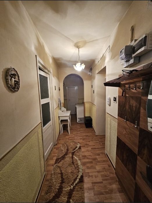 Apartament Mobilat cu 2 camere-  Uricani Str. Republicii