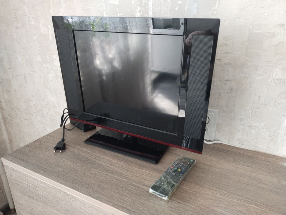 Продам телевизор срочно рабочий