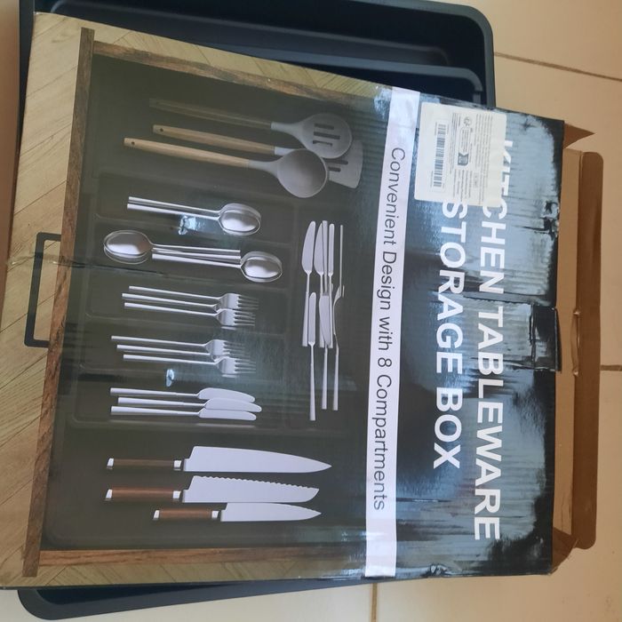 Продавам органаизер за кухнята