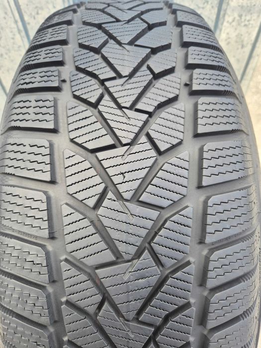 1 Anvelopa M+S IARNA - 235/65/17 108V XL - Uniroyal Winter Expert - CA UNA NOUA - DOT 2023 !