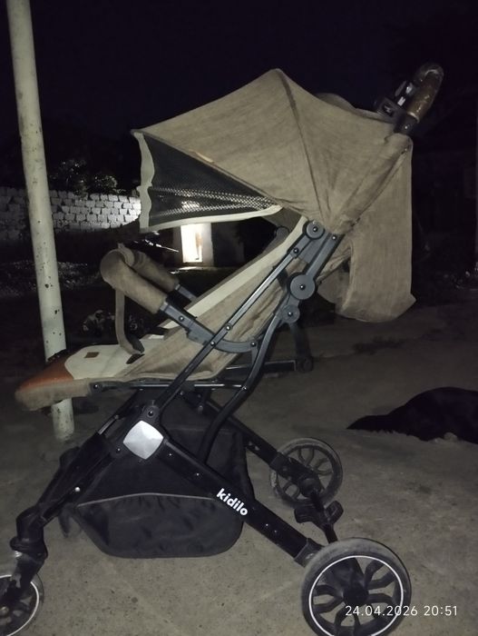 коляска от фирмы kidillo