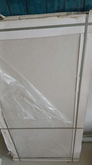 Керамогранит новый  три листа 2,16 кв м