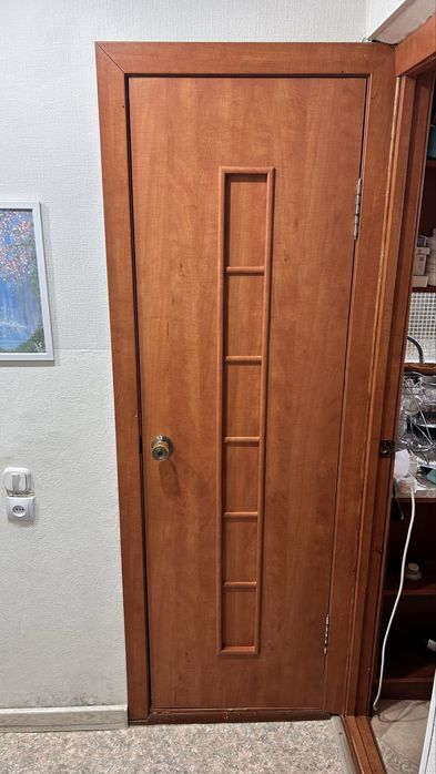 Продам межкомнатные двери