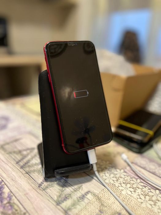 iPhone XR spart spate  pentru Piese sau recarosare