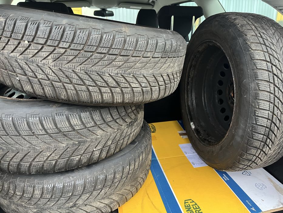 Roti iarna  r16 FORD