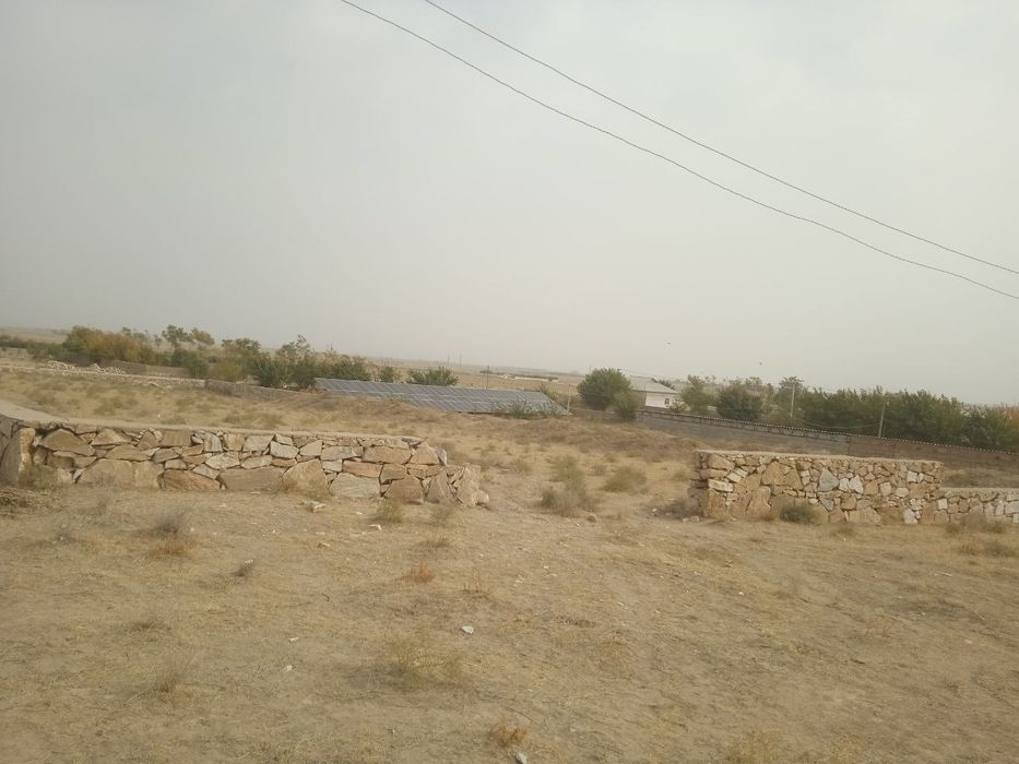 Yer uchastkasi sotiladi Navoiy viloyati Nurota tumani (alpuxori)