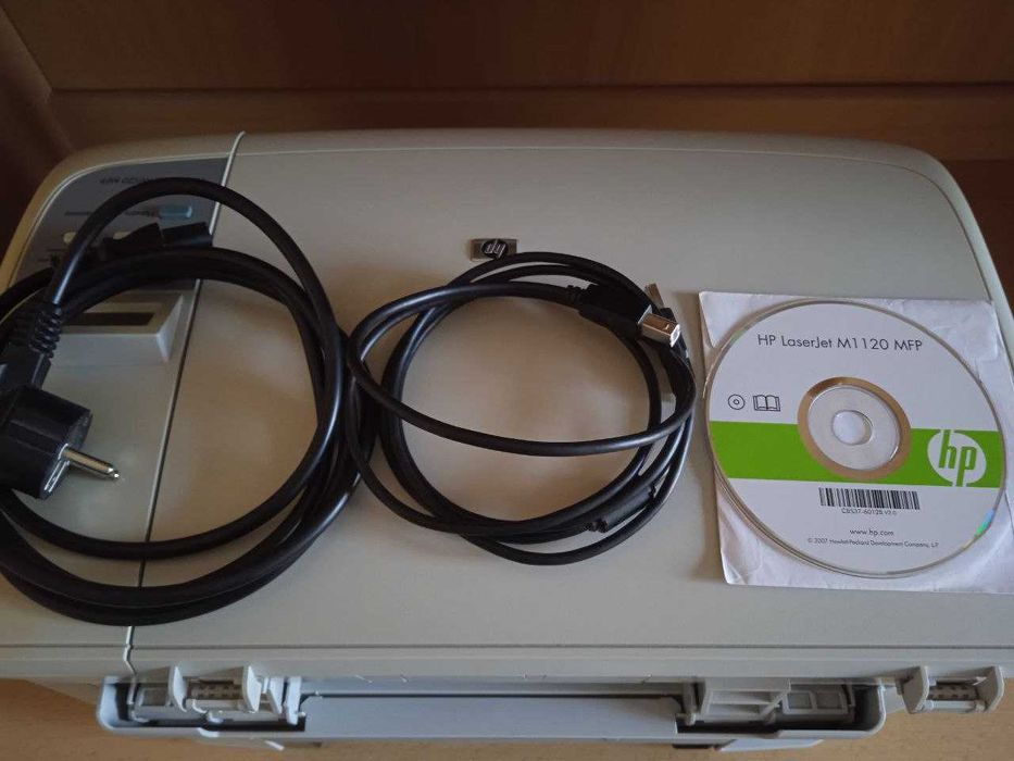 Многофункциональный принтер HP LaserJet M1120 MFP