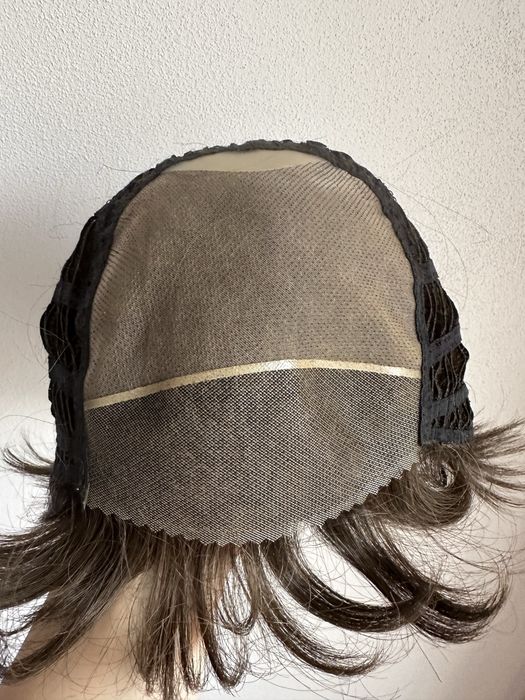 Дамска перука от естествена коса