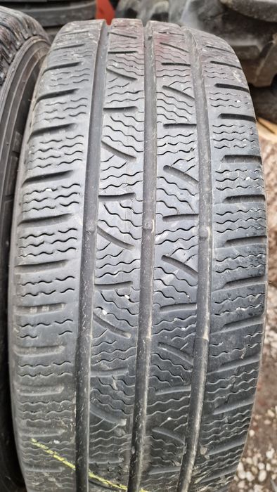Anvelope 205/70R15C marca Pirelli, DOT 2021,7 mm, M+S,