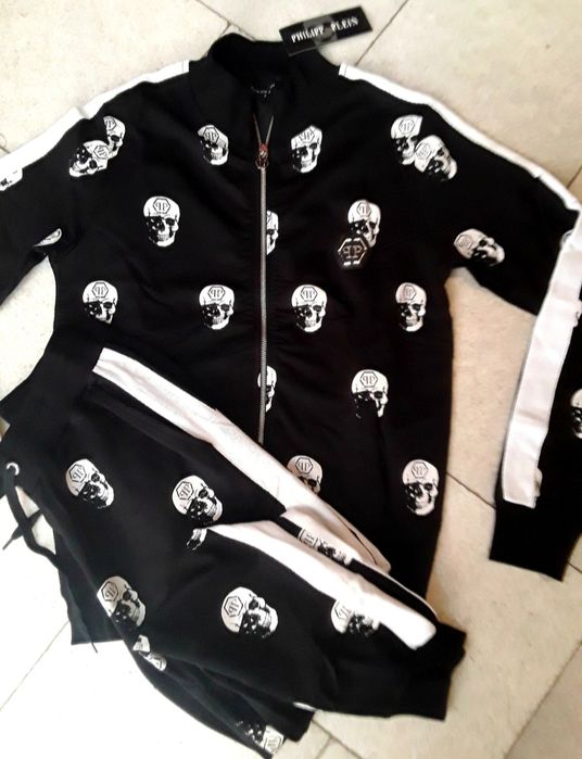 Спортно елегантни мъжки екипи