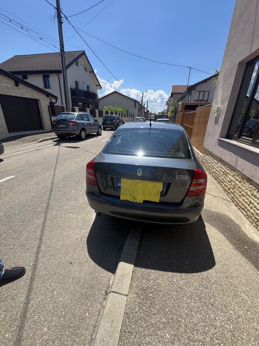 Vand skoda octavia manuala benzina 1.6 2011