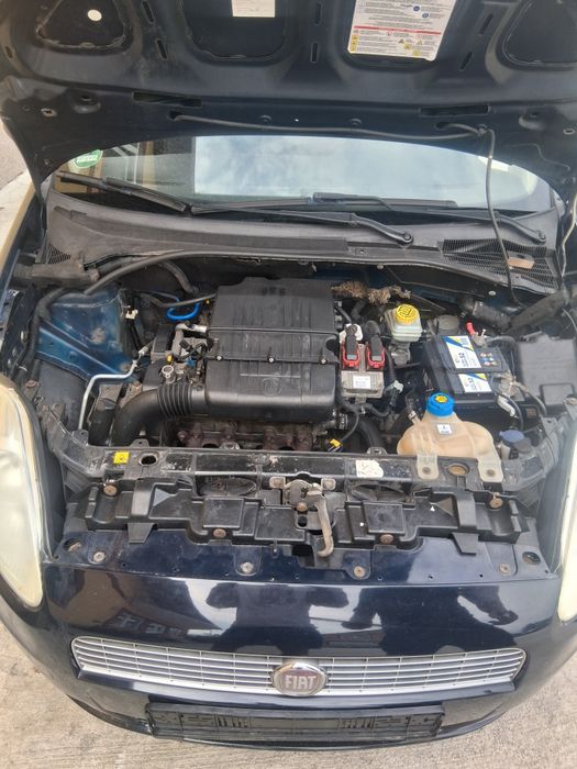 Vând motor Fiat Grande Punto 2009 1.2 benzină cod motor 169A4000 se da cu proba motor