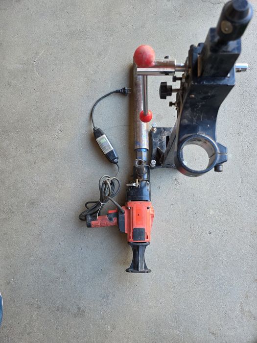 Masina carotat manual/stativ 32-180mm