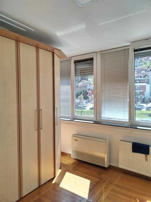 Дава се под наем Двустаен апартамент в Пловдив, Кючук Париж - 62 кв.м за 209.1 € - Снимка #3