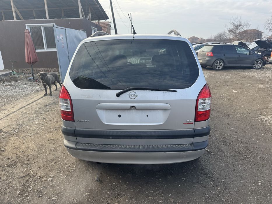 Опел зафира 2.2 бензин 2003 Г автоматик само на части