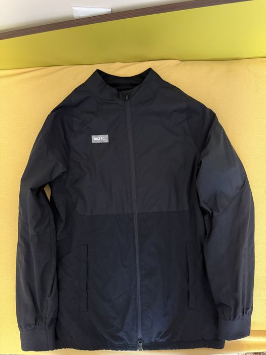 Мъжки якета Nike