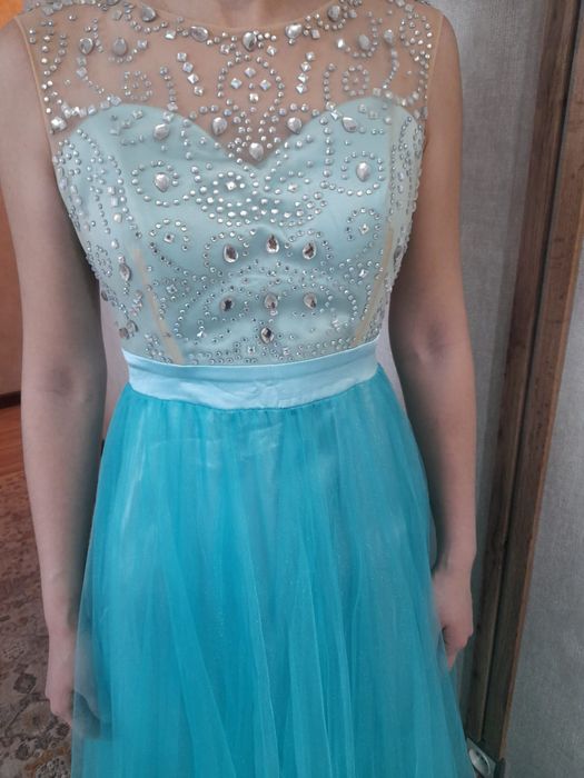 Продам платье вечернее бирюзовый цвет