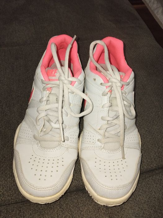 Маратонки Nike р-р 36.5