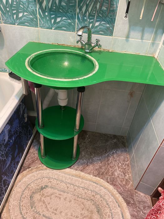 Продам раковину в хорош сост
