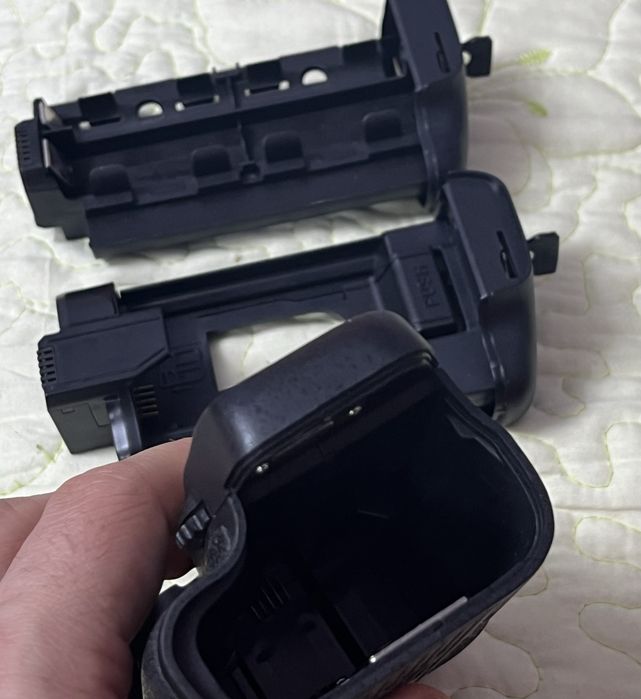 Battery Grip NIK710BN Power Grip (Cameron Sino)