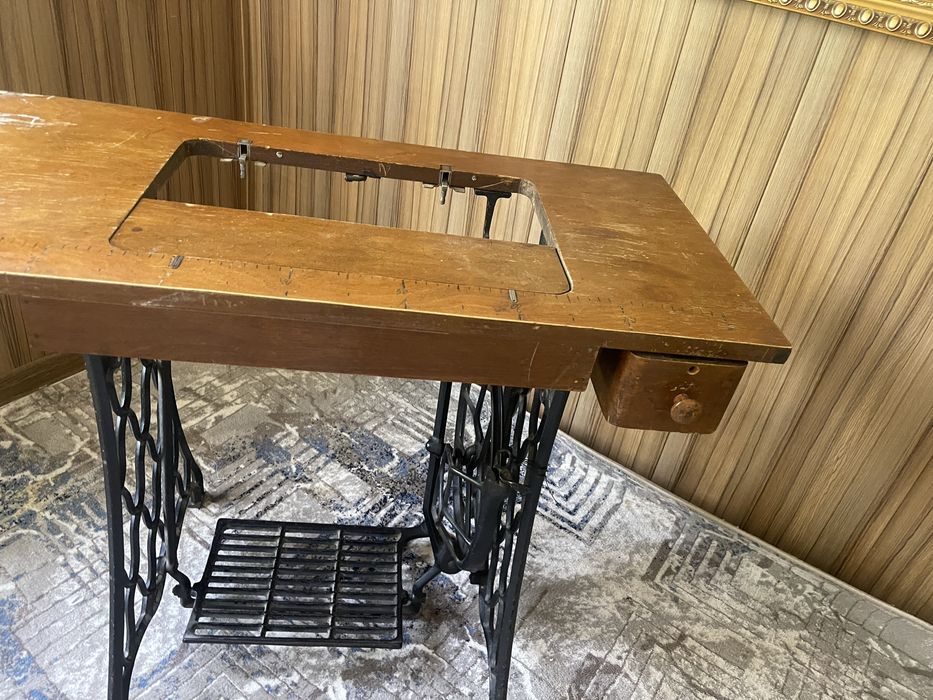 тикув машинаси столи