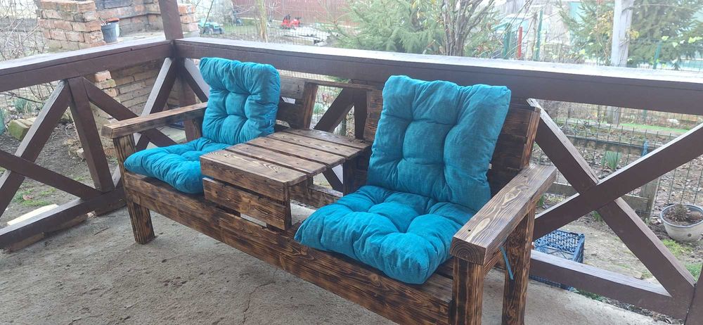 Sezlong dublu cu masuta din lemn