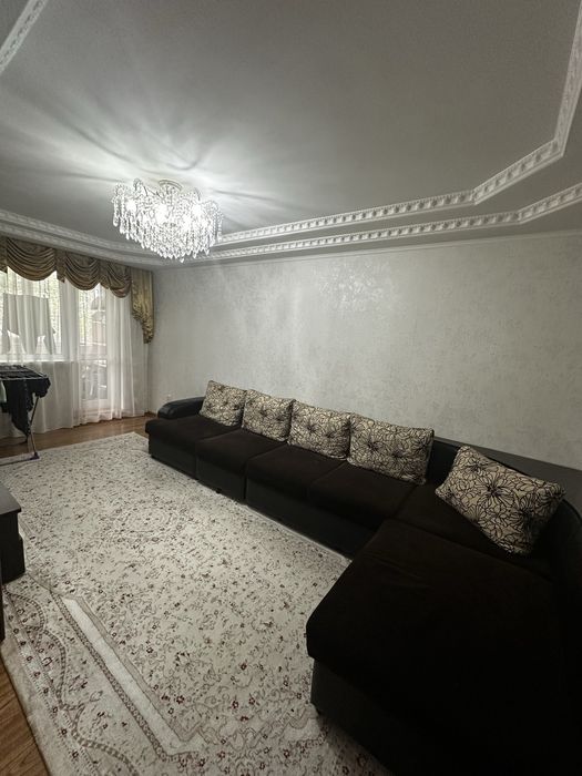 Продам квартиру мкрн Западный