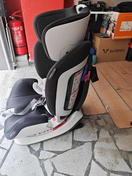 детско столче за кола с ISOFIX