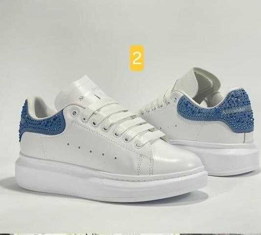 Adidași damă, cu pietricele