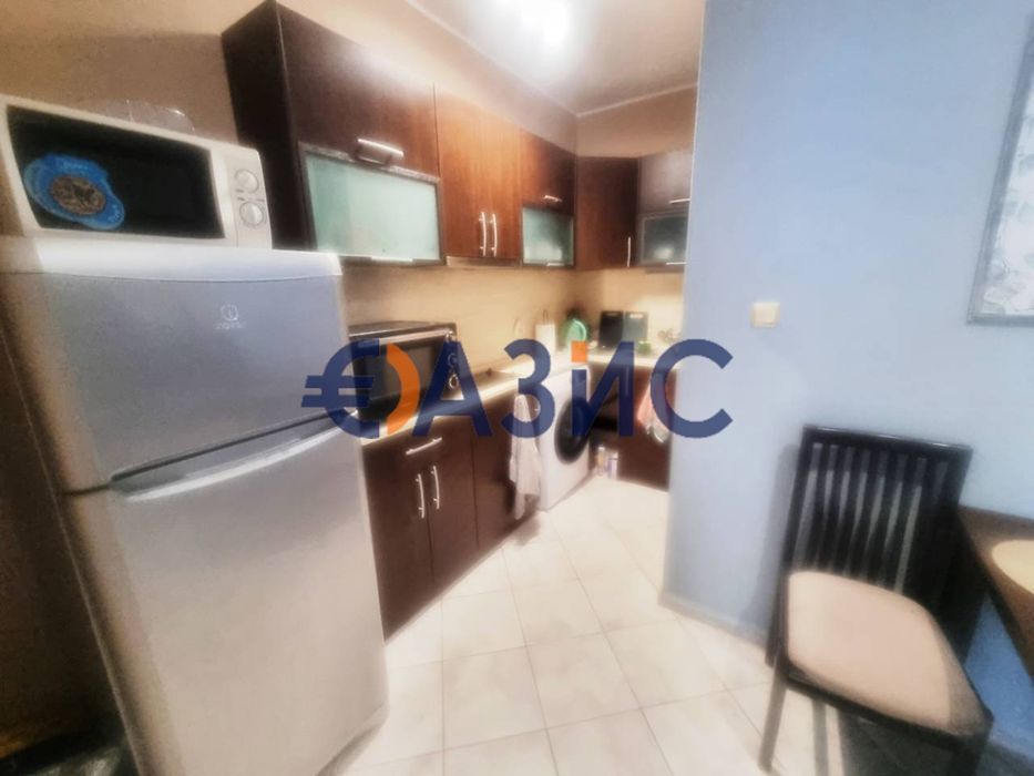 Продава се Двустаен апартамент в к.к. Слънчев бряг - 62 кв.м за 642 €/кв.м - Снимка #6