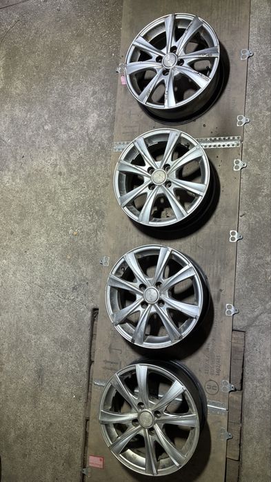 Продам титановые диски R15