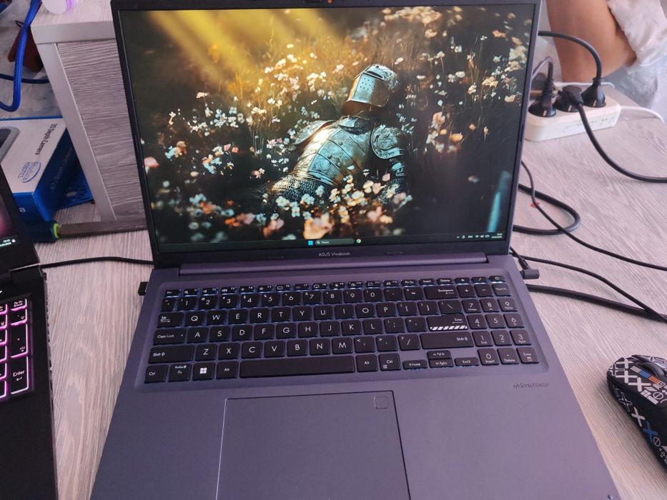 Ноутбук ASUS Vivobook 16 (M1603QA) — Ryzen 7 5800H, 16 ГБ