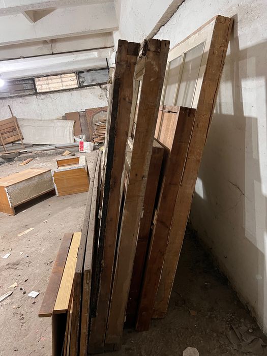 Отин тахта эшик ромла  енги ешиклаям бор 5та келишамиз