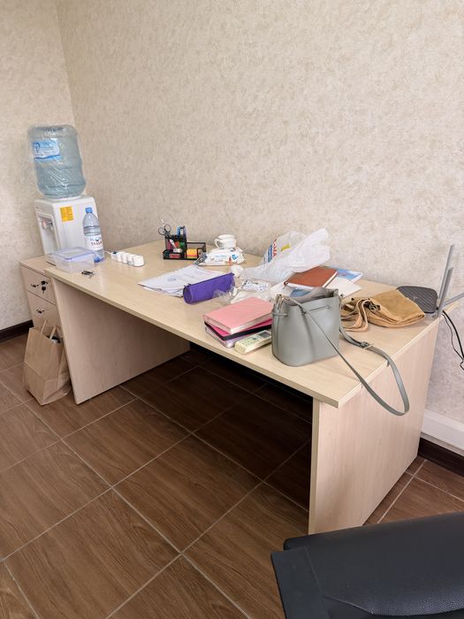 Продам офисную мебель