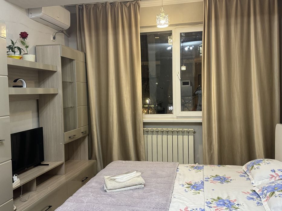 Квариира по часам