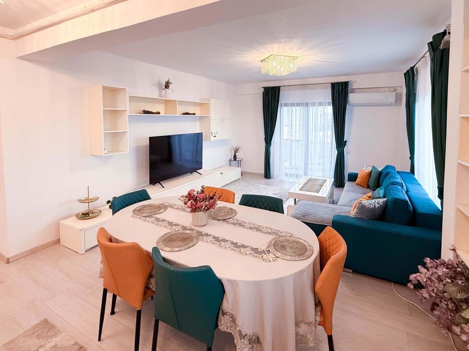 Inchiriez apartament 3 camere central